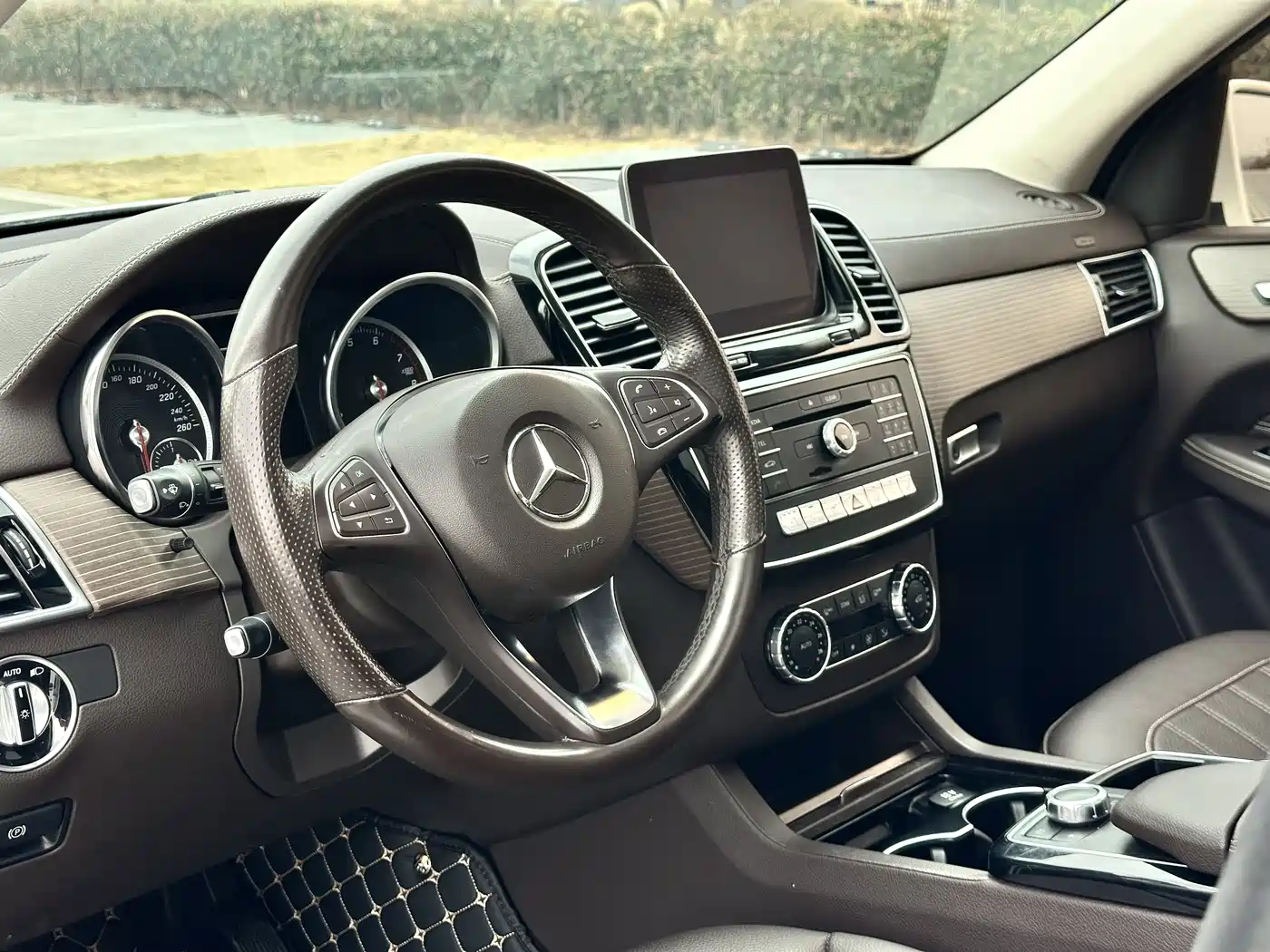 Mercedes-Benz GLE 2017 GLE 320 4MATIC Dynamic фото 9