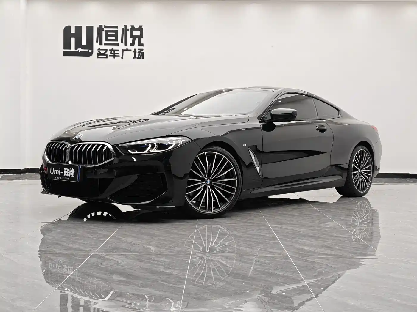 BMW 8 Series 2019 840i Coupe M Sport Package