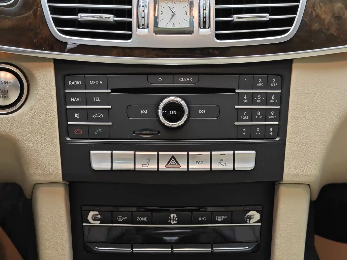 Mercedes-Benz E-Class 2015 E 260 L фото 18
