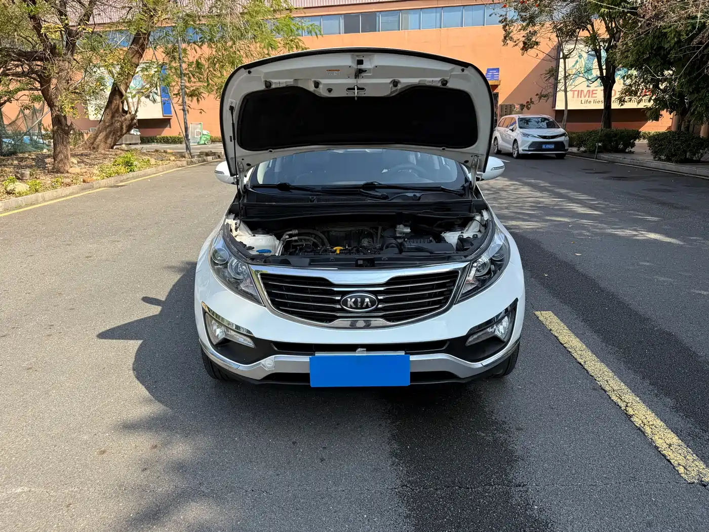 Kia Sportage 2014 2.0L Automatic 2WD GLS фото 17