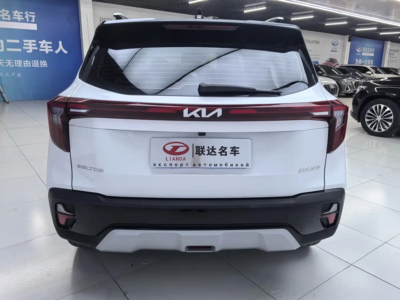 Kia Seltos 2023 1.5L CVT Premium Edition фото 22