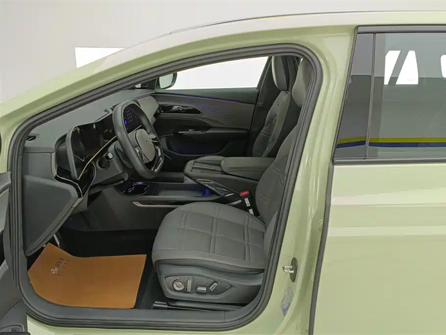 Hongqi EH7 2024 690 Pro фото 9