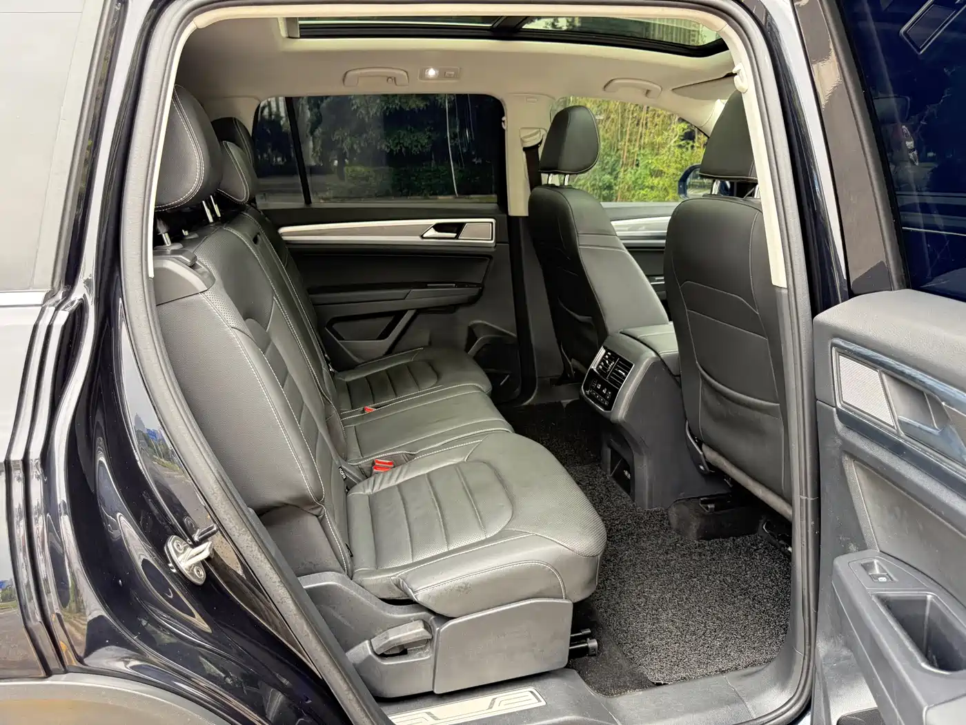 Volkswagen Teramont 2019 380TSI 4WD Luxury Edition China VI фото 9