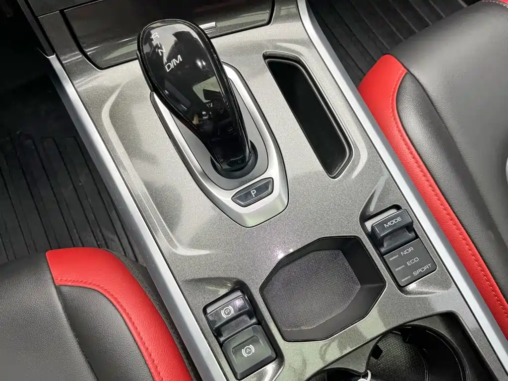 Haval H4 2019 2019 1.5GDIT DCT Luxury Smart Connect Edition China V