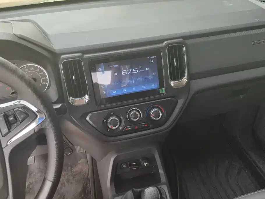 Wuling Motors Wuling Journey 2024 2021 1.5L Pioneer LAR