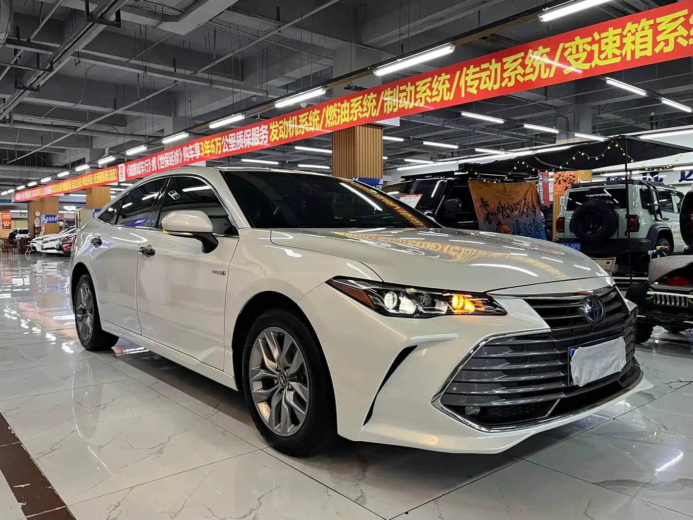 Toyota Avalon 2019 Hybrid 2.5L Luxury Edition China VI фото 6