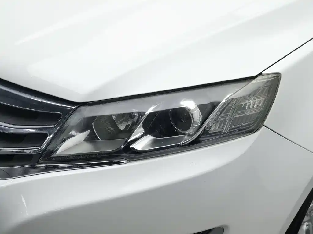 Фото 7 - Landwind X5