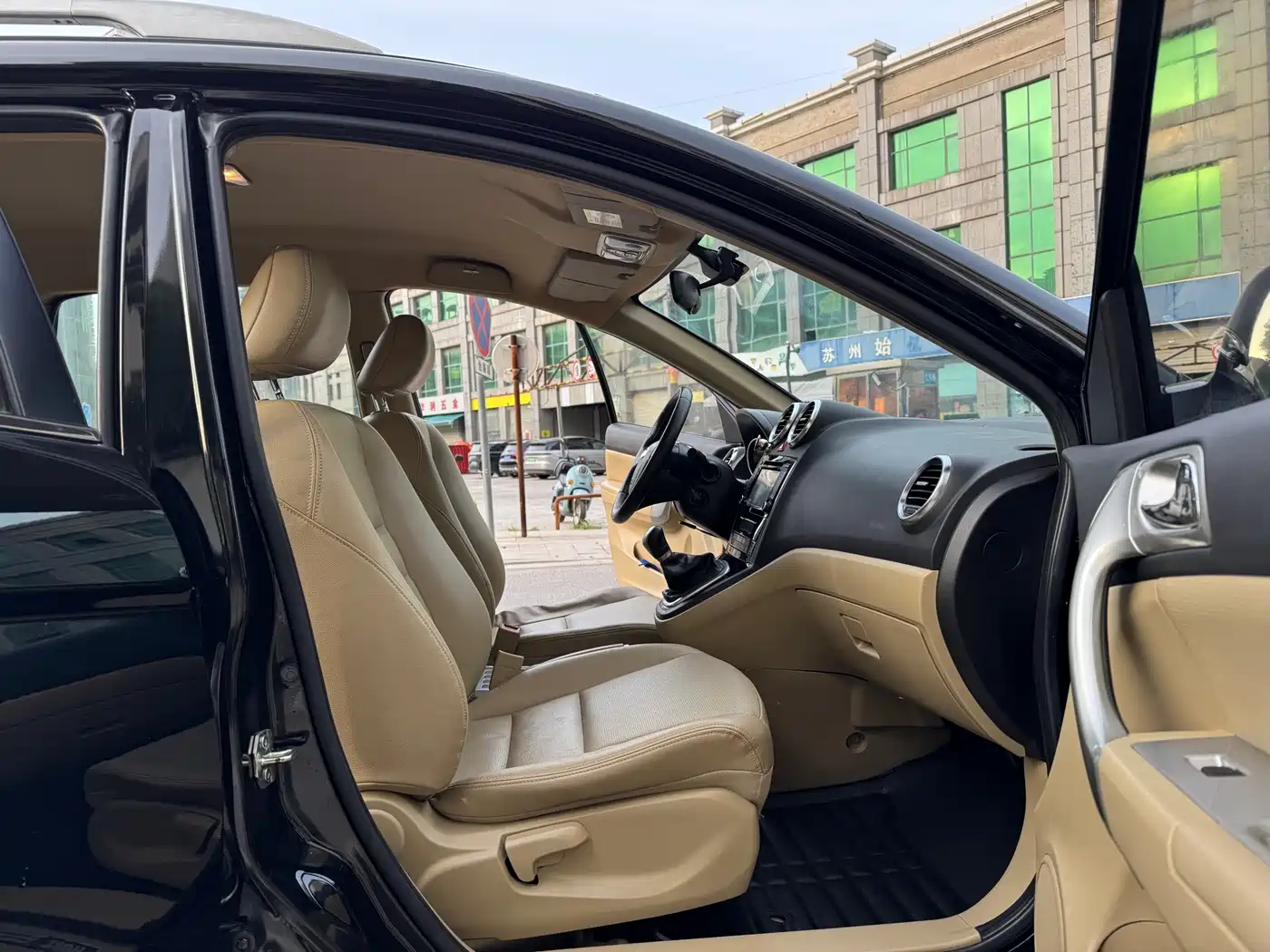Haval H6 2011 2.0L Manual 2WD Elite Edition фото 13