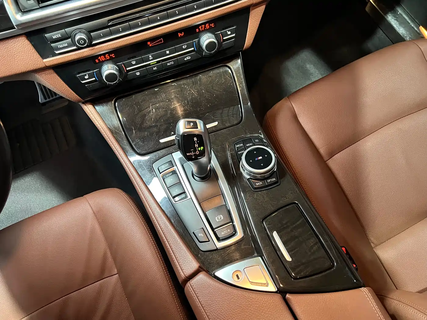 BMW 5 Series 2017 525Li Leading Edition фото 13
