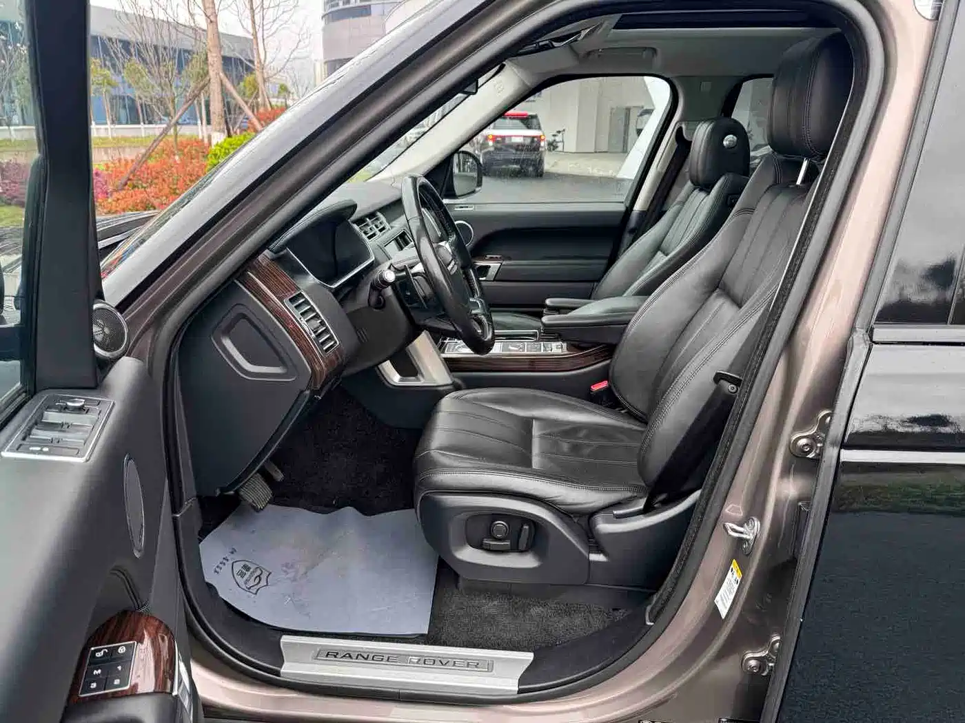 Land Rover Range Rover 2016 3.0 SC V6 Vogue LWB фото 4