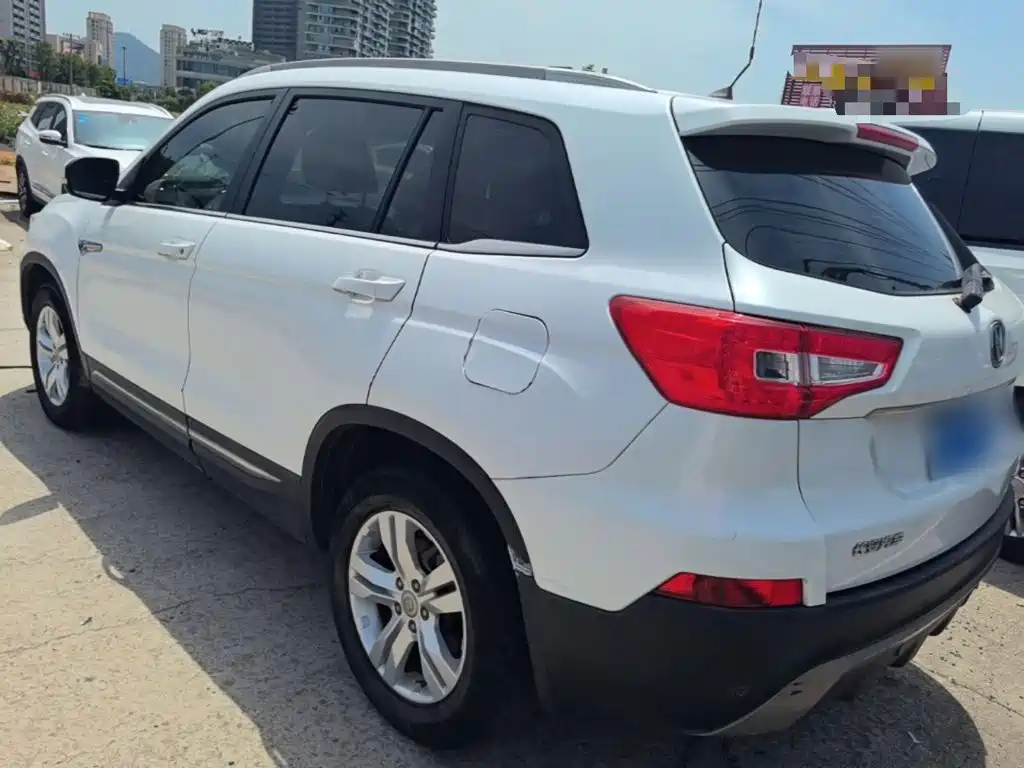 Changan CS75 2014 2014 2.0L Manual Luxury China V