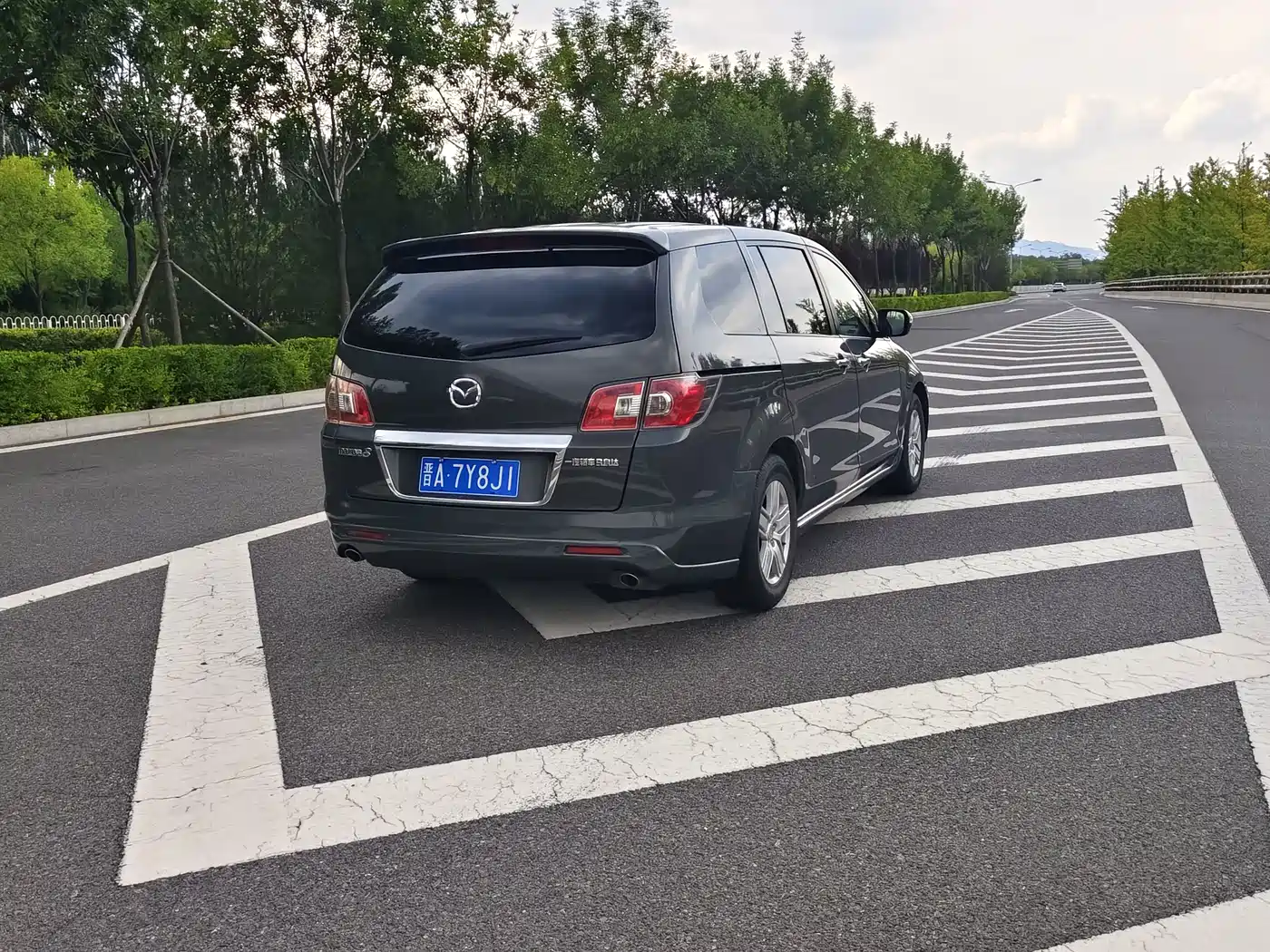 Mazda 8 2011 2011 2.3L Ultimate