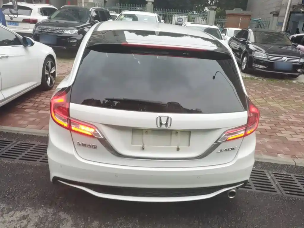 Honda Jade 2019 2017 1.8L Automatic Comfort Edition 5-seater