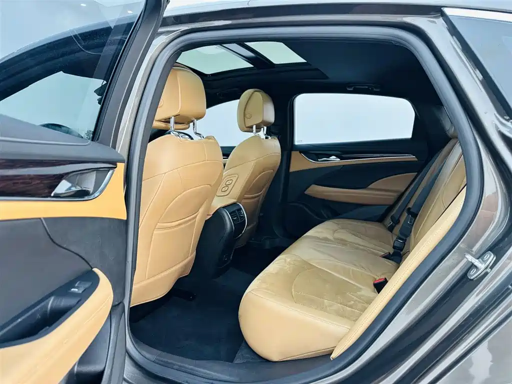 Buick LaCrosse 2018 Model 20T Luxury Edition фото 13