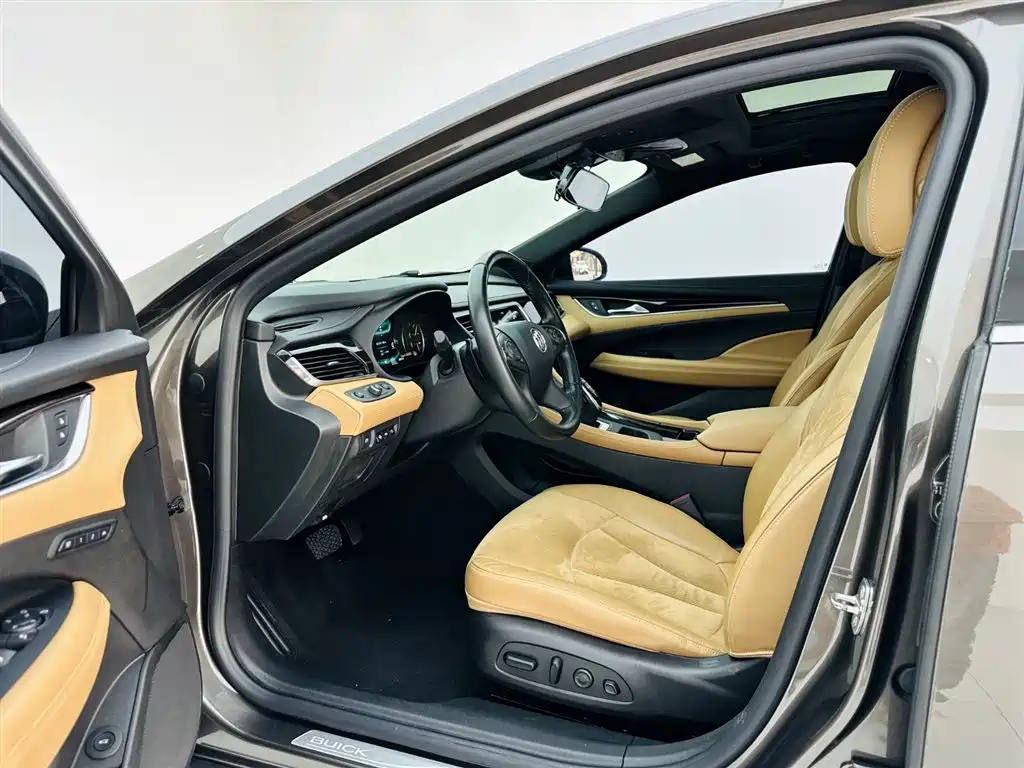 Buick LaCrosse 2018 Model 20T Luxury Edition фото 12