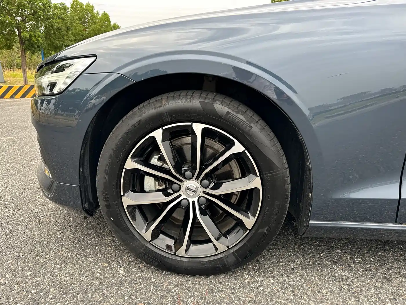 Photo 9 - Volvo S60