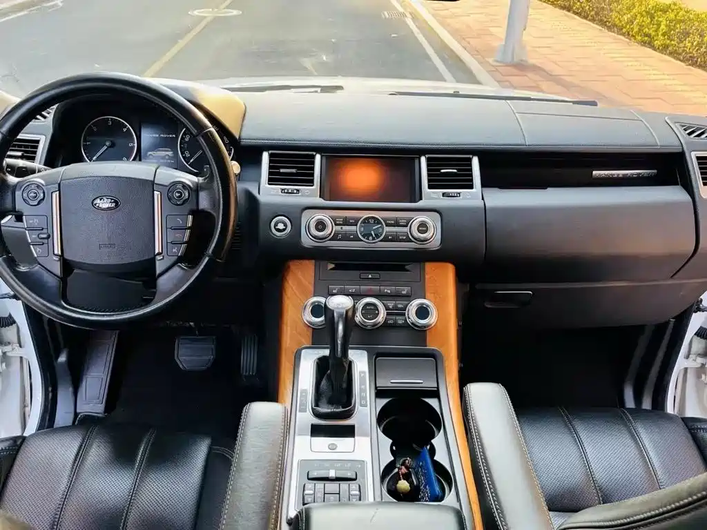 Photo 4 - Land Rover Range Rover Sport