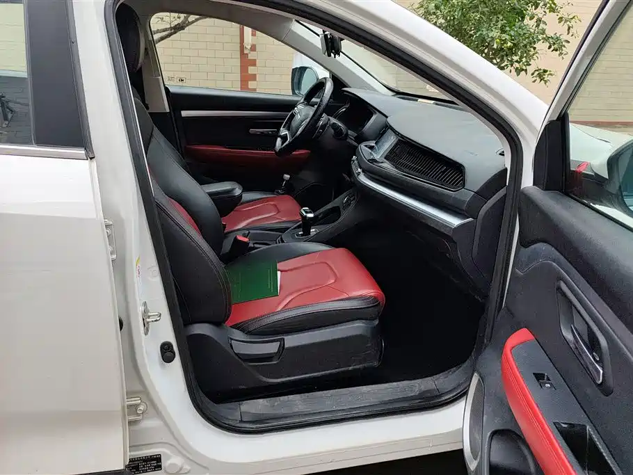Haval H2s 2017 Blue Label 1.5T DCT Elite фото 8