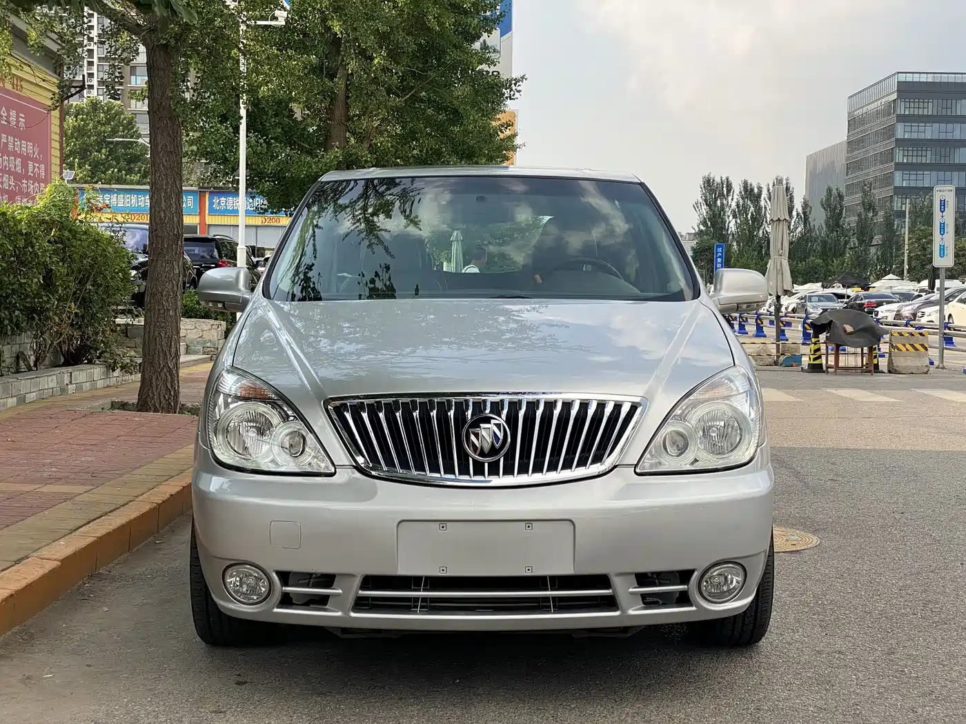 Buick GL8 2012 2011 2.4L LT Executive Edition
