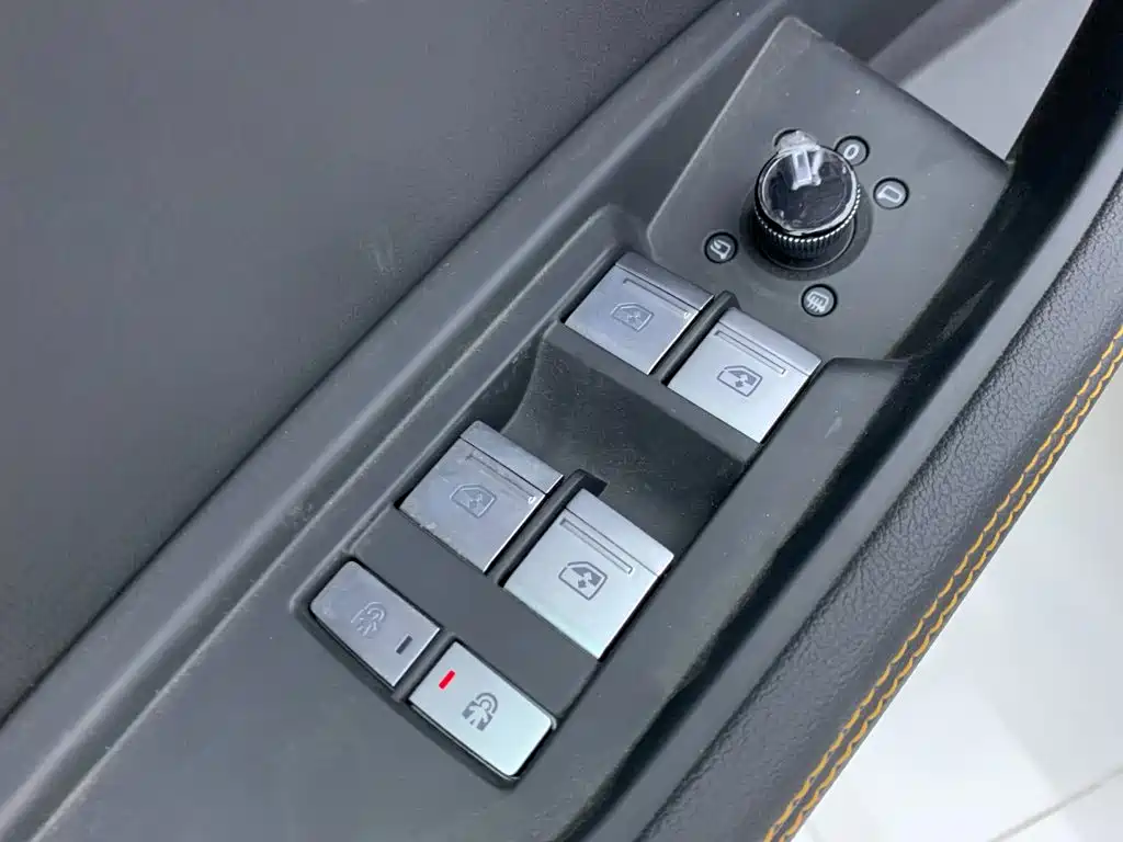 Audi e-tron 2026 2021 50 quattro Luxury