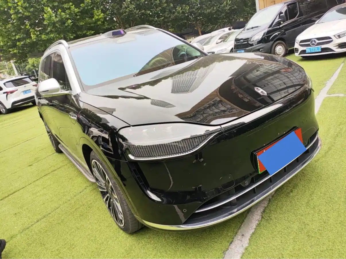 AITO Wenjie AITO M9 2024 Range Extender Max Edition 42kWh 6-seater фото 2