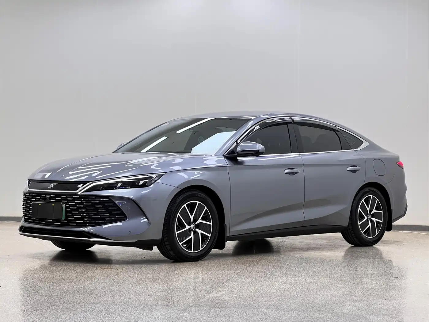 BYD Qin L 2024 DM-i 80KM Superior