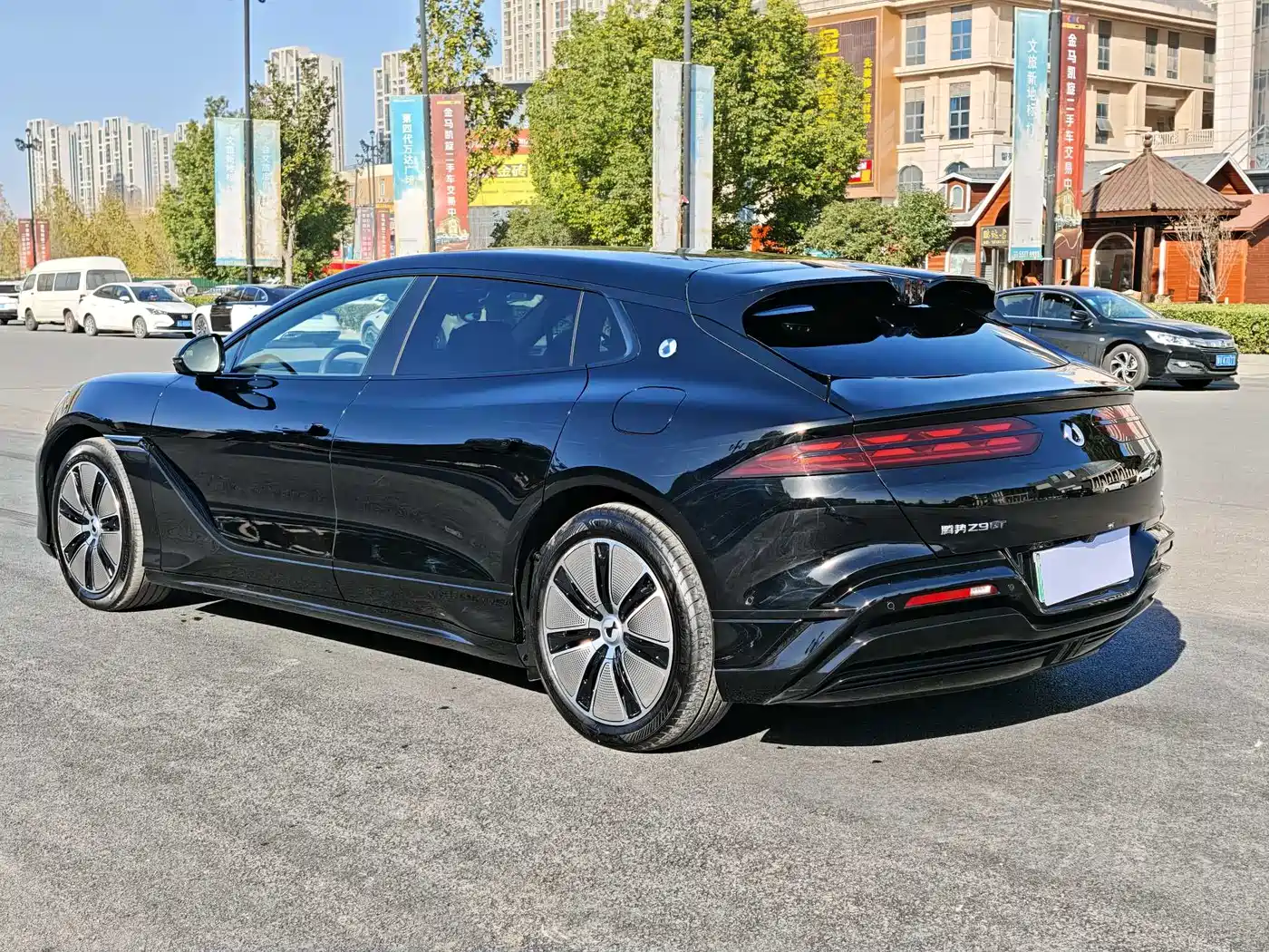 Denza Z9GT 2024 Model 1100 AWD Max Edition фото 5