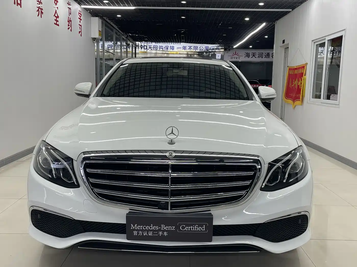 Mercedes-Benz E-Class 2018 E 200 L Sport фото 2