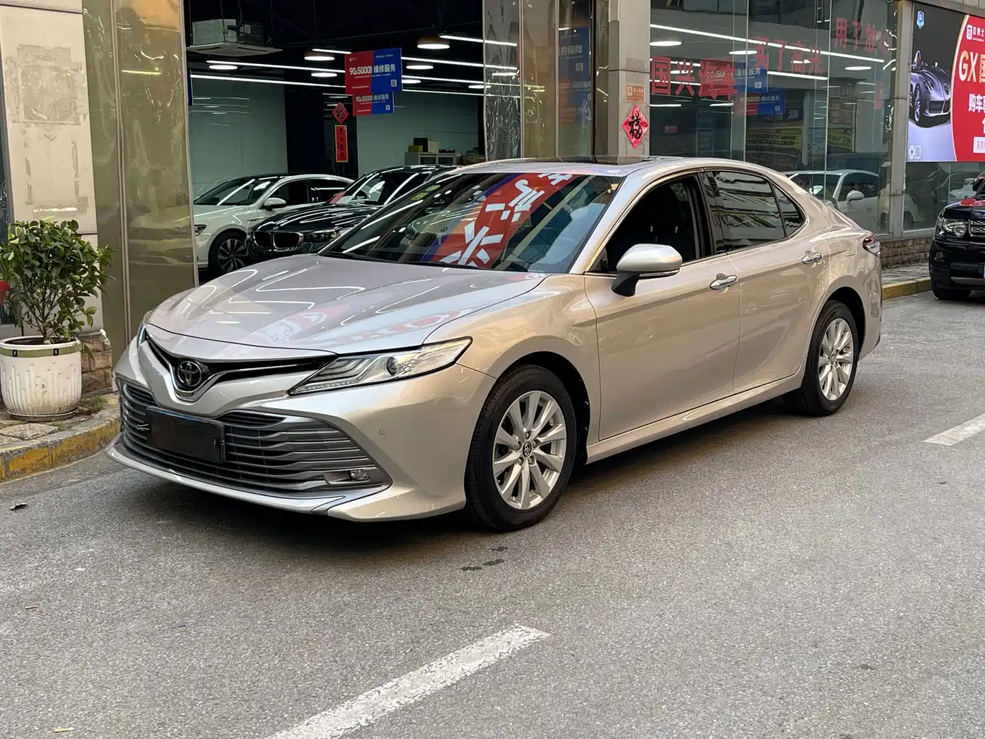 Toyota Camry 2019 2.0G Luxury (China V) фото 2