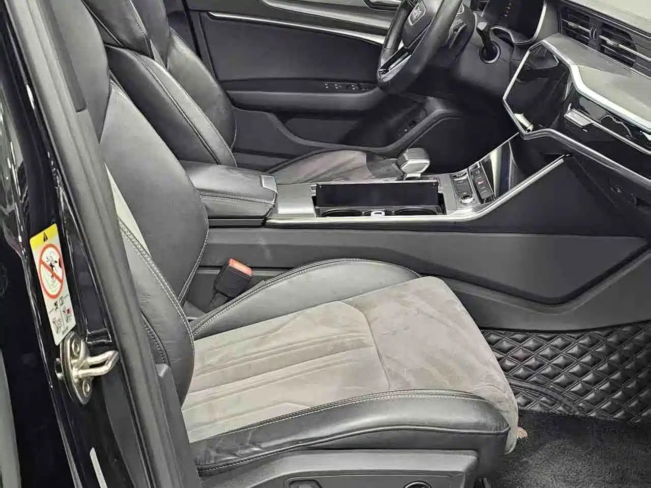 Audi A6L 2022 40 TFSI Luxury Dynamic фото 5