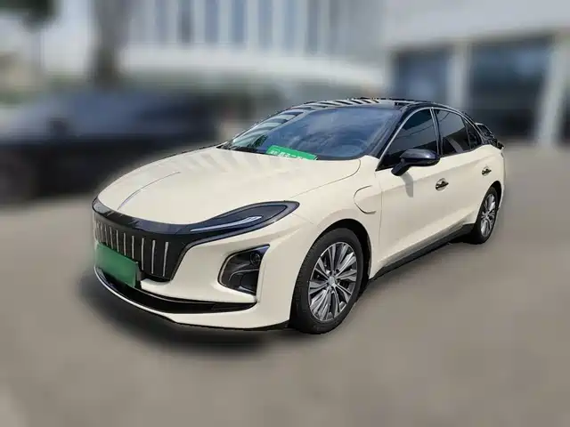 Hongqi E-QM5 2022