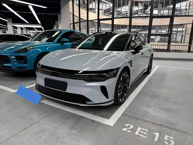ZEEKR 007GT 2025