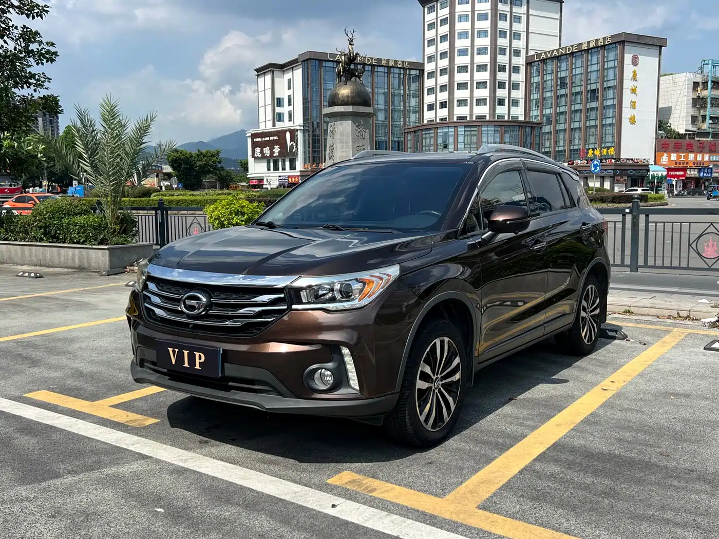 GAC Trumpchi Trumpchi GS4 2016 235T G-DCT Luxury Edition
