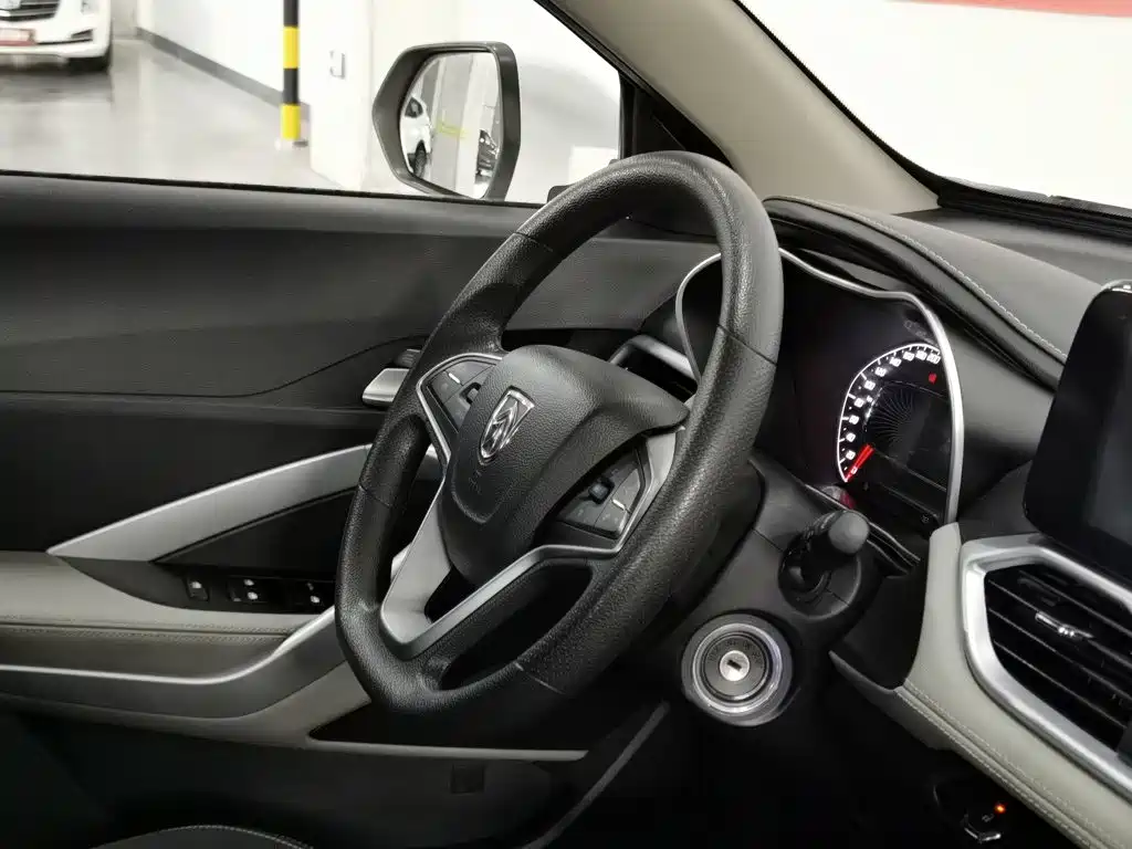 Baojun 510 2020 2019 1.5L CVT Joy Edition China VI
