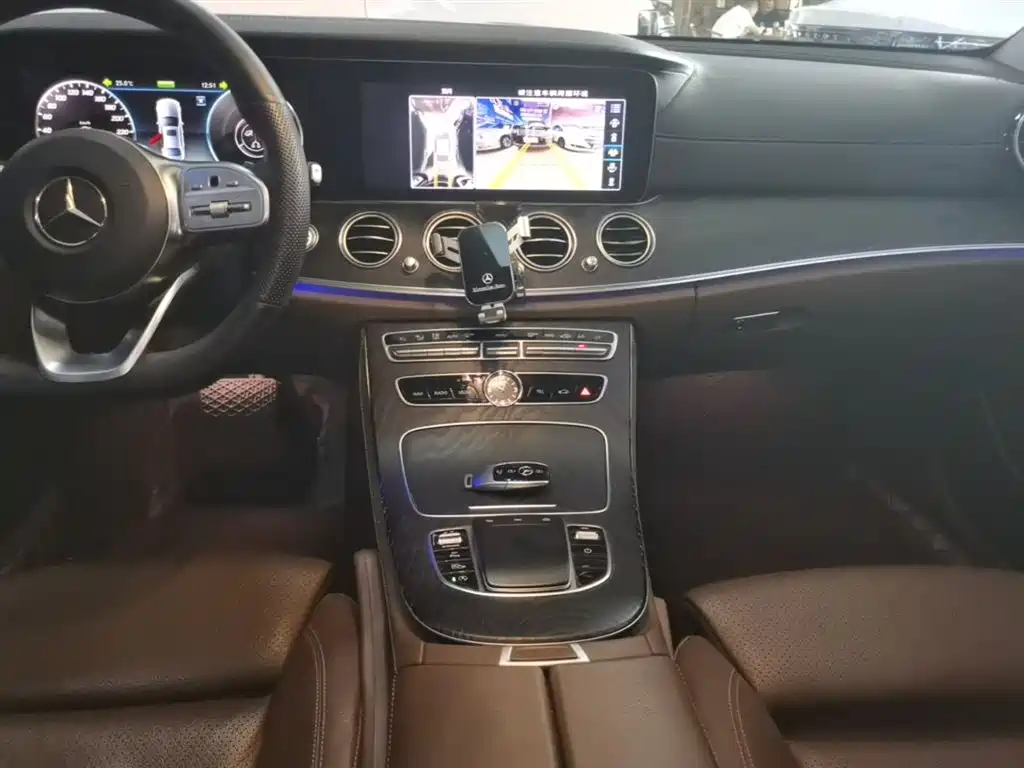 Mercedes-Benz E-Class 2020 E 260 L Sport 4MATIC фото 13