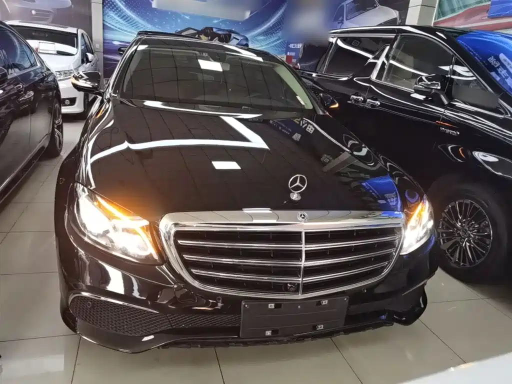 Mercedes-Benz E-Class 2020 E 260 L Sport 4MATIC фото 3