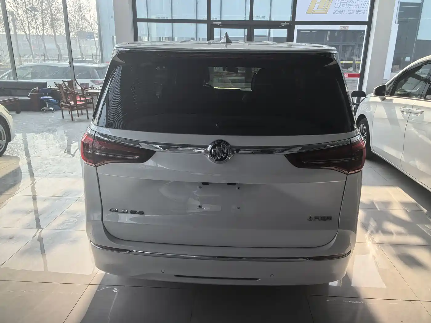 Buick GL8 2023 ES Landmaster Exclusive фото 8