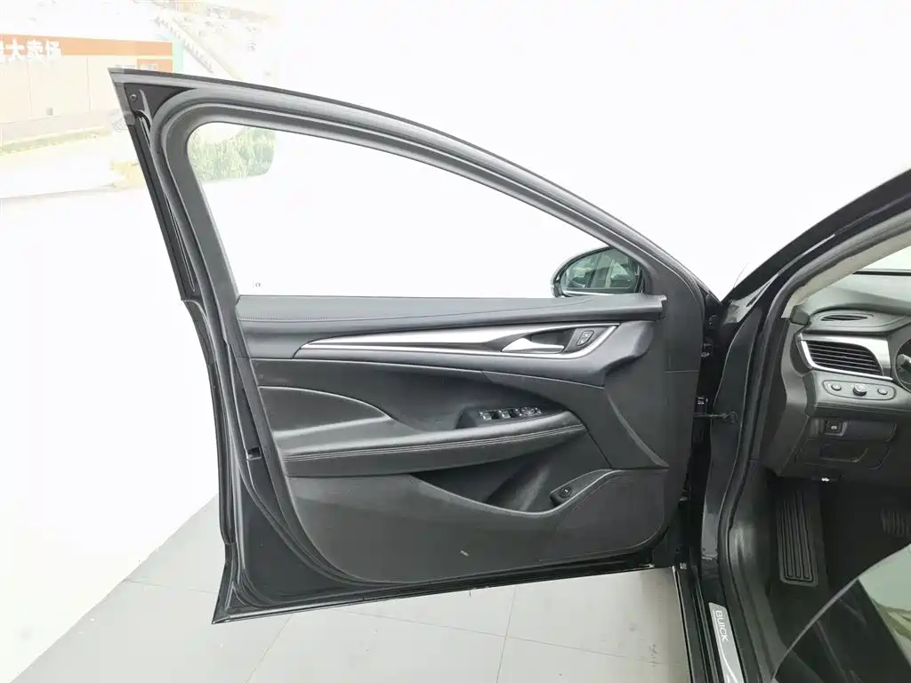 Buick LaCrosse 2020 652T Luxury фото 8