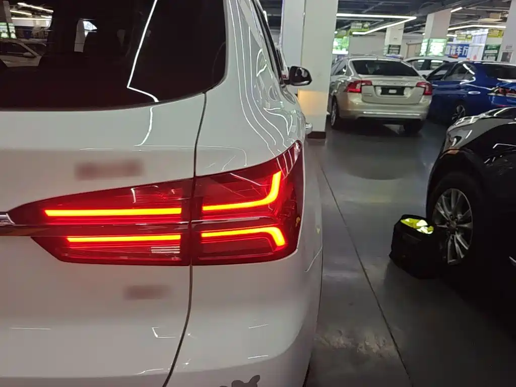 Roewe RX5 2016 2016 20T 2WD Automatic Internet Smart Edition