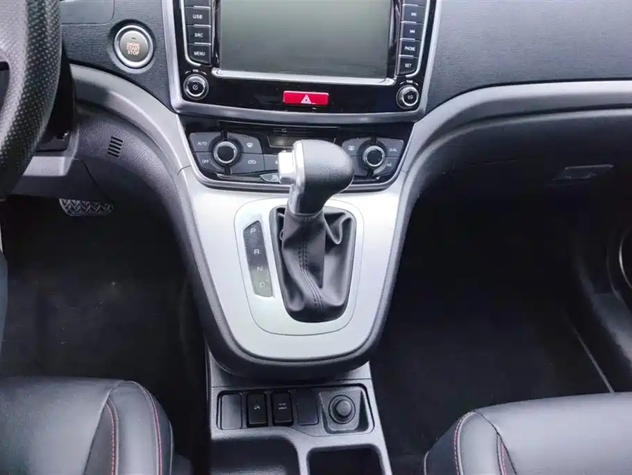 Haval M6 2018 Facelift 1.5T DCT 2WD Elite Edition фото 16