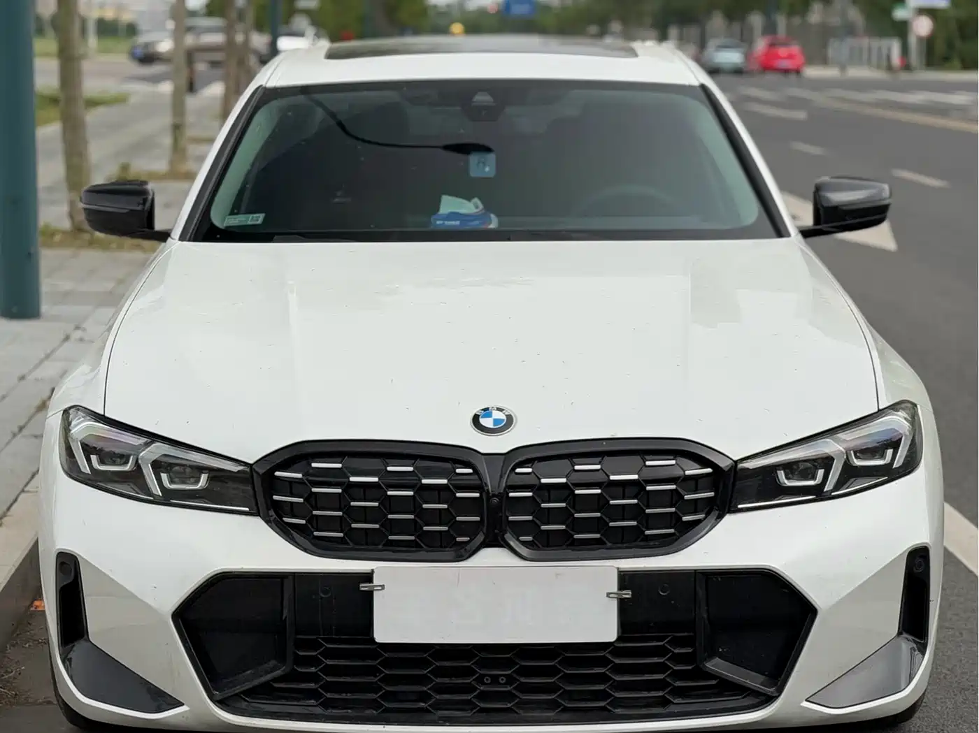 BMW 3 Series 2024 325Li M Sport Shadowline Package фото 3