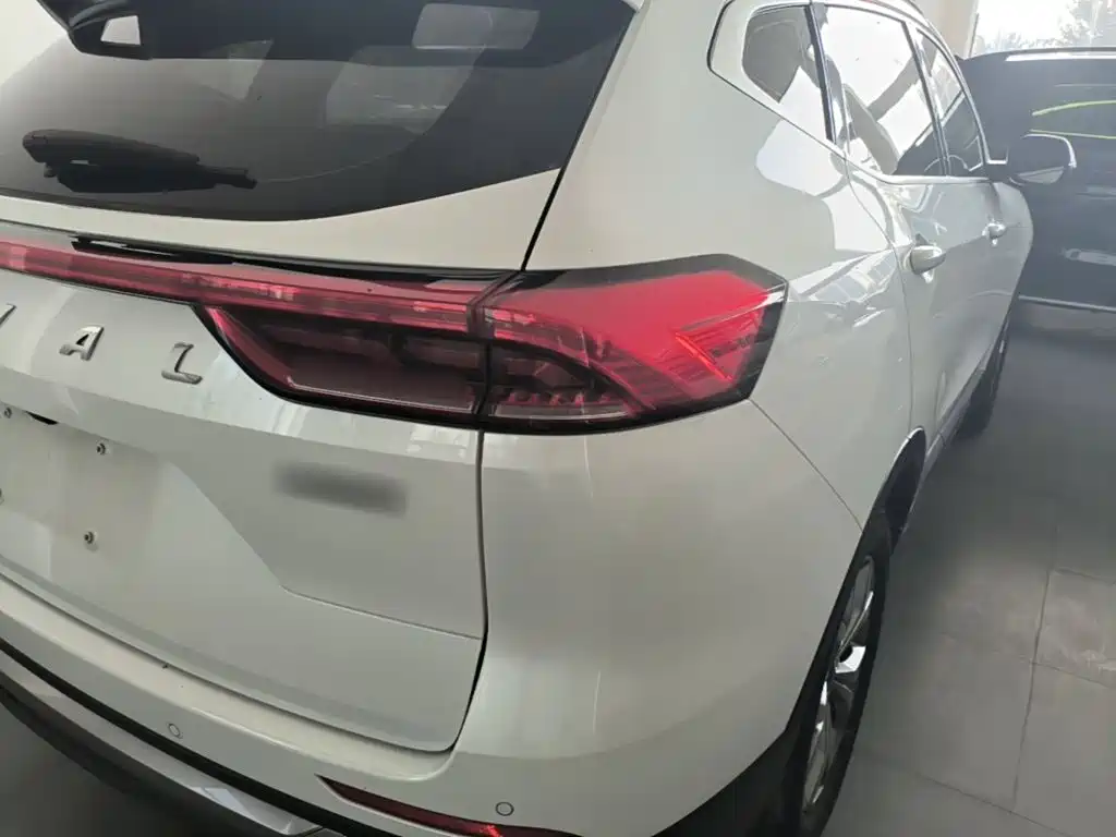 Фото 8 - Haval H6