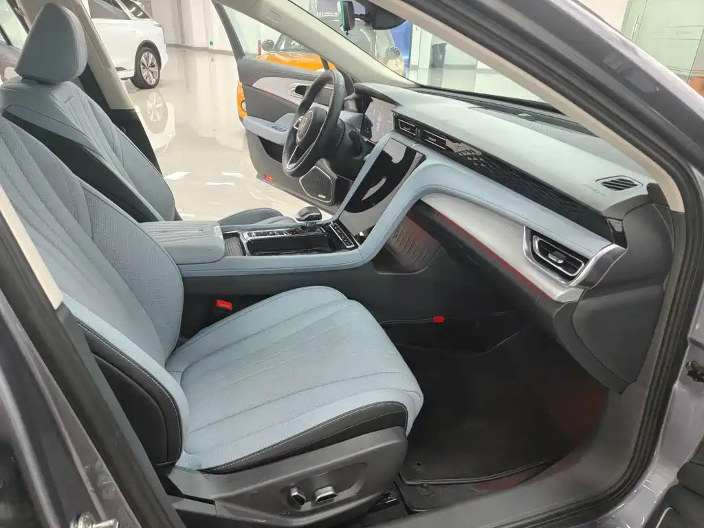 Hongqi H5 PHEV 2025 2025 170 Super Hybrid Edition