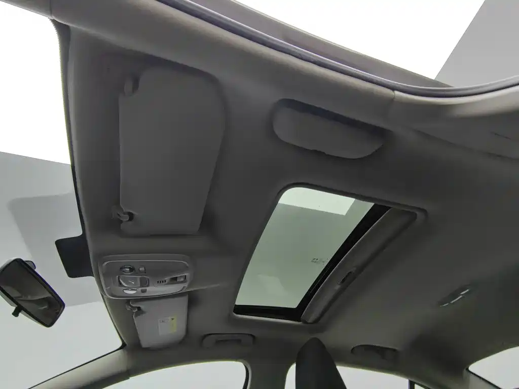 صورة 14 - Peugeot 408