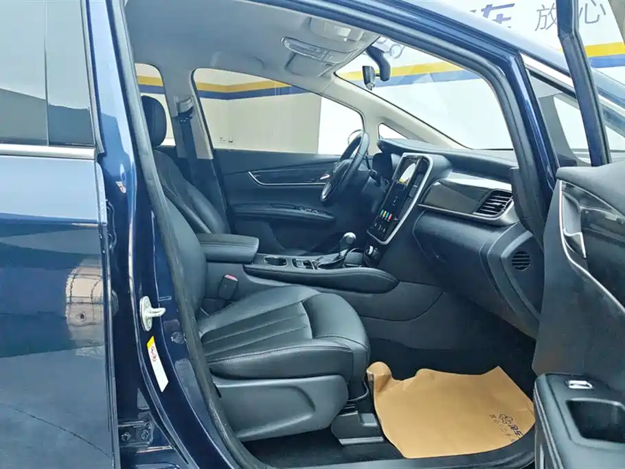 BYD Song MAX 2017 1.5T Auto Smart Luxury 7-Seater фото 8