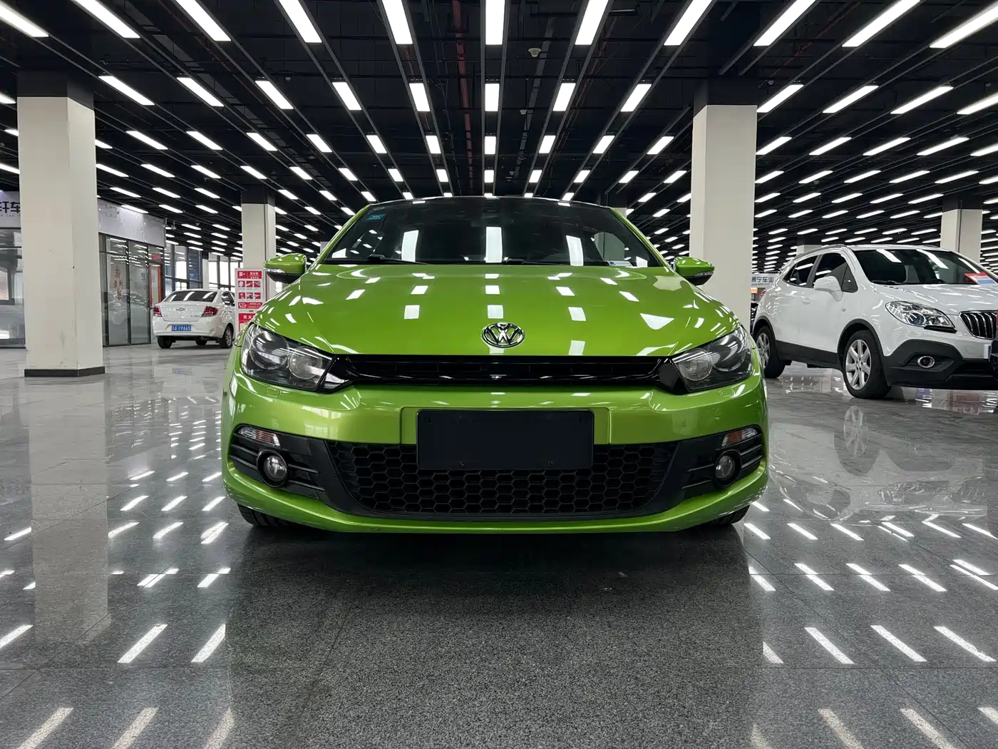 Volkswagen Scirocco 2011 2.0TSI Luxury