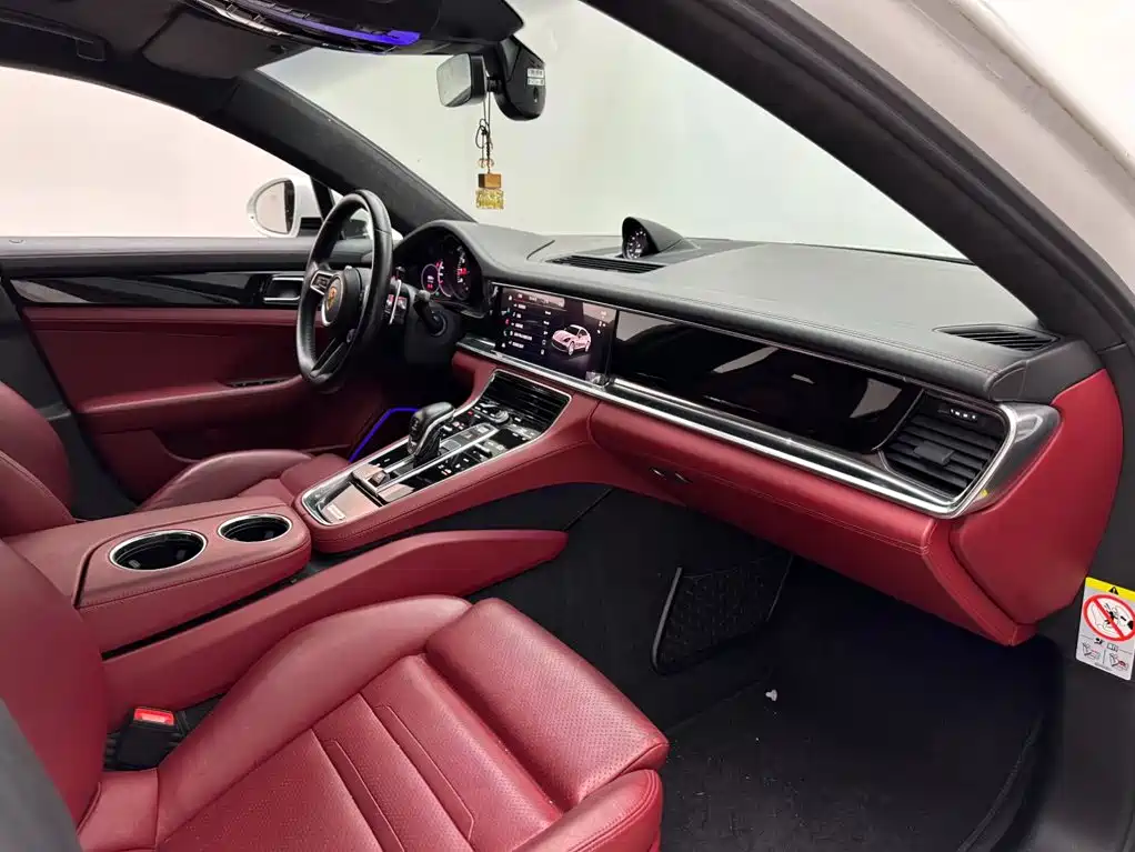 Porsche Panamera, миниатюра 11