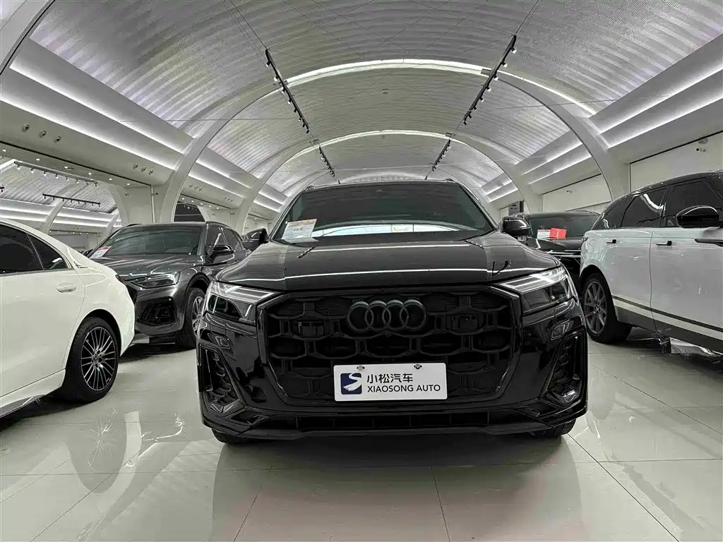 Audi Q7 2024 45 TFSI quattro S line Black Warrior фото 11