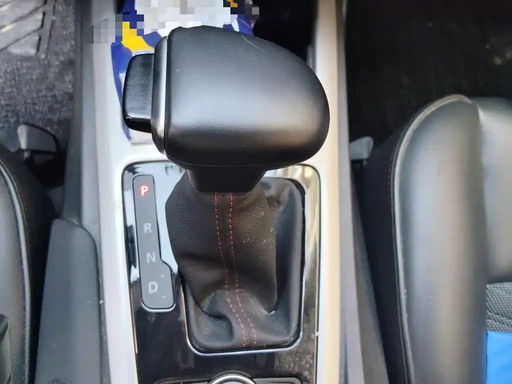 Qoros 3 2016 2016 Hatchback 1.6T Automatic Zhiku