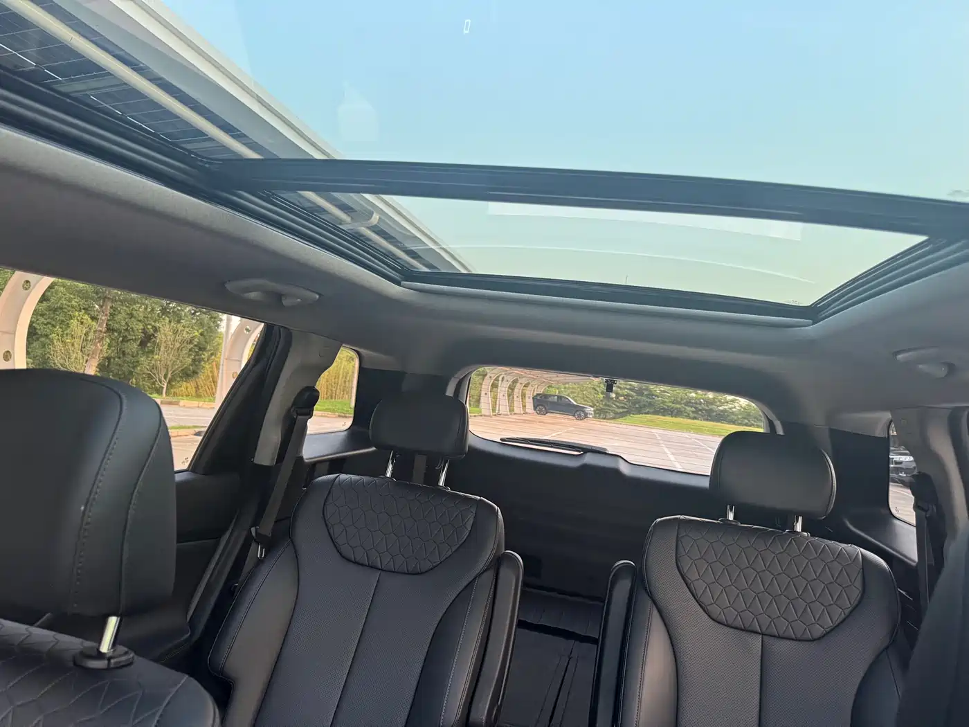 Hyundai Santa Fe 2023 Traveller 380T GDi Auto 2WD GLX Elite Edition фото 16